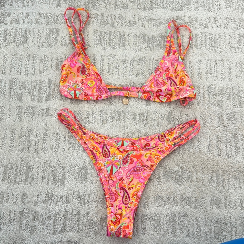 Kulani Kini Bikini Set